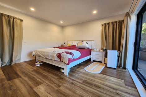 Photo of property in 49 Golfland Drive, Golflands, Auckland, 2013