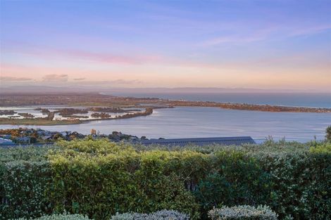 Photo of property in 15 Belleview Terrace, Mount Pleasant, Christchurch, 8081