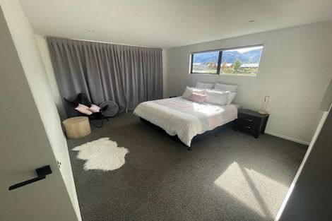 Photo of property in 24 Grandview Road, Lake Hawea, 9382