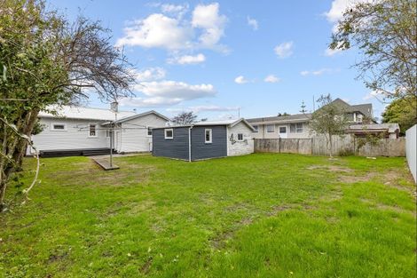Photo of property in 36 Kingswood Street, Takaro, Palmerston North, 4412