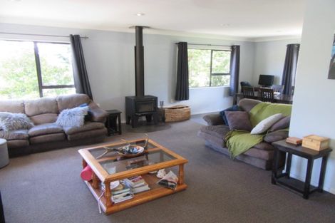 Photo of property in 9 Oaklands Grove, Clouston Park, Upper Hutt, 5018