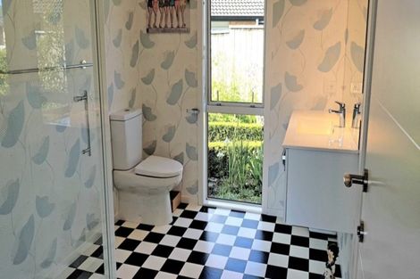 Photo of property in 39 Pukeko Way, Kinloch, Taupo, 3377