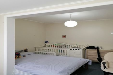 Photo of property in 1/50 Clyde Street, Island Bay, Wellington, 6023