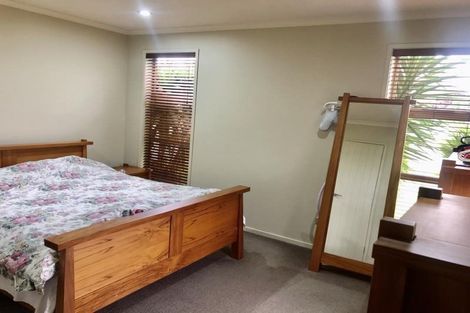 Photo of property in 2 Somerton Drive, Huntington, Hamilton, 3210