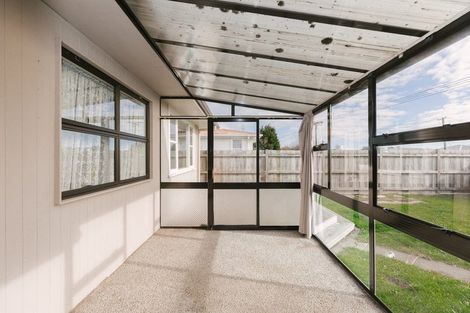 Photo of property in 19 Leeds Street, Milson, Palmerston North, 4414