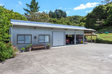 Photo of property in 2083 Rings Road, Coromandel, 3506