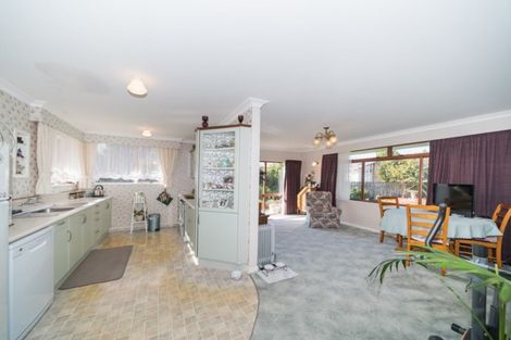 Photo of property in 166 High Street, Bulls, 4818