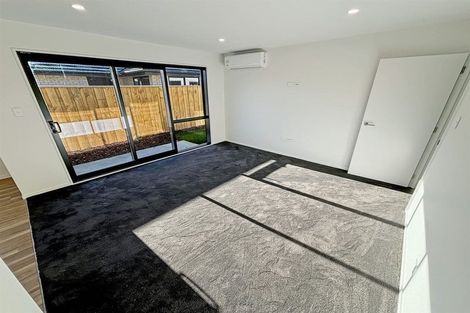 Photo of property in 22 Crossley Avenue, Woodend, 7610