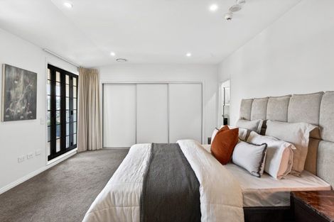 Photo of property in 3a/2 Bassett Road, Remuera, Auckland, 1050
