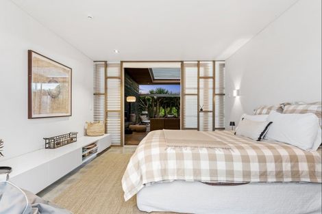 Photo of property in 64 Taumata Road, Omaha, 0986