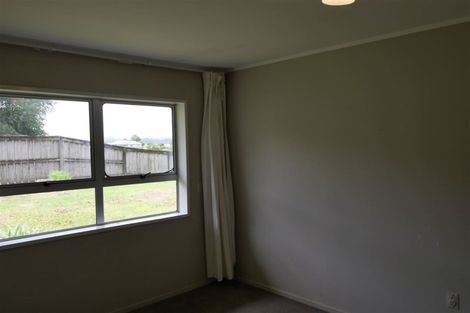 Photo of property in 42 Carlton Road, Pukekohe, 2120
