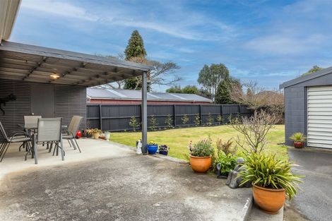 Photo of property in 61 Liverton Crescent, Bishopdale, Christchurch, 8053