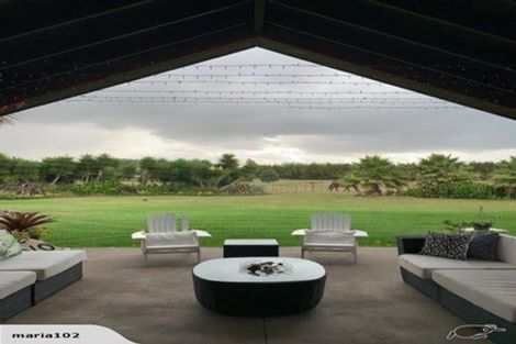 Photo of property in 78b Koraha Road, Kumeu, 0892