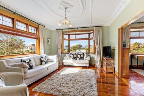 Photo of property in 20 Barton Terrace, Thorndon, Wellington, 6011