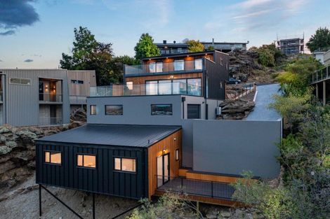 Photo of property in 10 Hawkdun Place, Bridge Hill, Alexandra, 9320