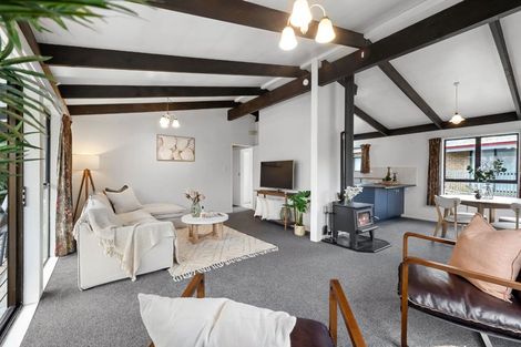 Photo of property in 105 Poplar Grove, Whalers Gate, New Plymouth, 4310