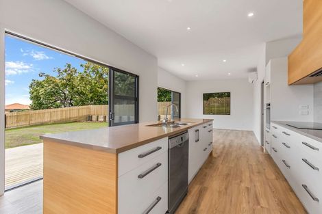 Photo of property in 194 Waitaha Road, Welcome Bay, Tauranga, 3112