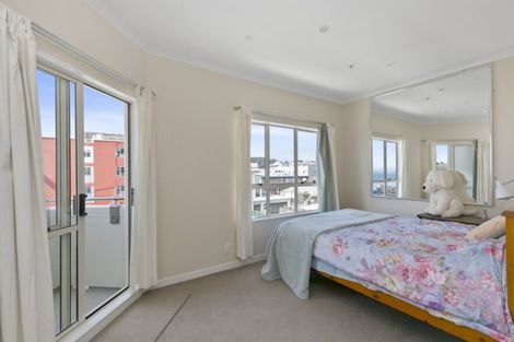 Photo of property in Columbia Apartments, 25/30 Cuba Street, Te Aro, Wellington, 6011