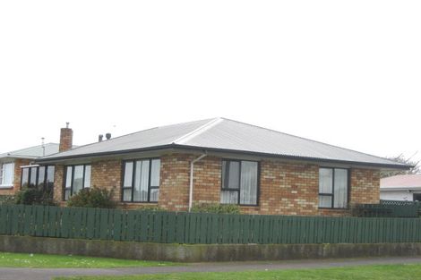 Photo of property in 5 Barrett Road, Spotswood, New Plymouth, 4310