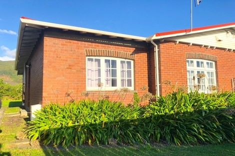 Photo of property in 83 Cambridge Terrace, Waterloo, Lower Hutt, 5011