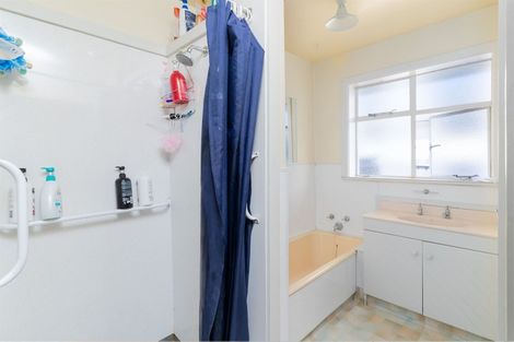 Photo of property in 71 Cutts Road, Russley, Christchurch, 8042