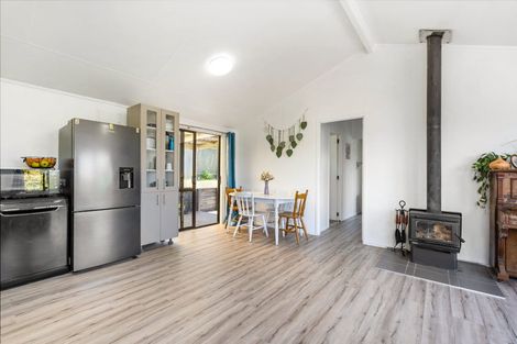 Photo of property in 21 Charles Street, Te Kamo, Whangarei, 0112