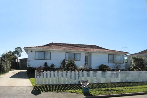 Photo of property in 16 Romilly Court, Papakura, 2110