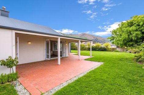 Photo of property in 18 Little Oak Common, Wanaka, 9305