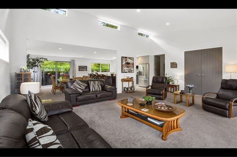 Photo of property in 14 Flotilla Place, Whitby, Porirua, 5024