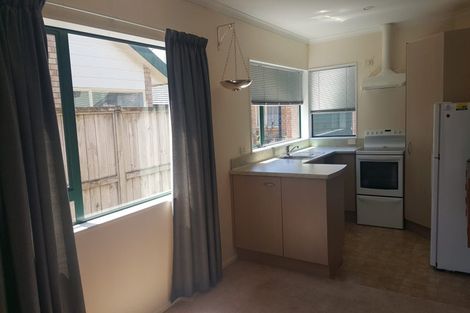 Photo of property in Miramar Villas, 13/6 Brussels Street, Miramar, Wellington, 6022