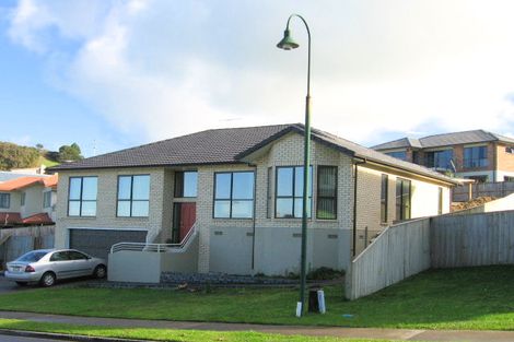 Photo of property in 34 Waldorf Crescent, Orewa, 0931
