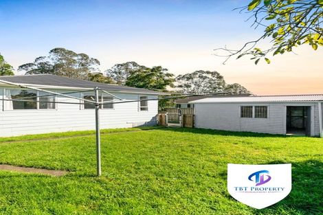 Photo of property in 400 Roscommon Road, Clendon Park, Auckland, 2103