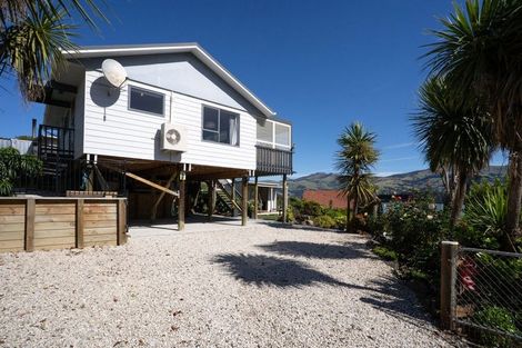 Photo of property in 18 Haywards Lane, Duvauchelle, 7581