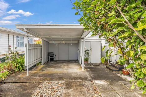 Photo of property in 1/117 Heads, Gonville, Wanganui, 4501