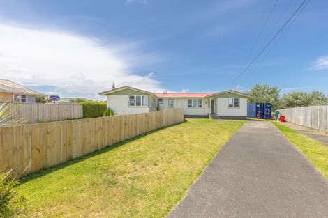 Photo of property in 5 Armstrong Place, Gonville, Whanganui, 4501