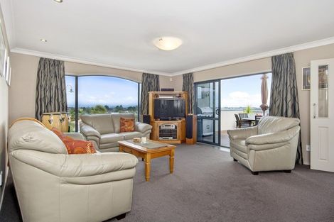 Photo of property in 36 Downing Place, Welcome Bay, Tauranga, 3112