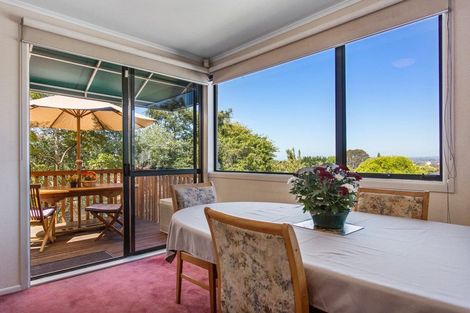 Photo of property in 2/27 Simkin Avenue, St Johns, Auckland, 1072