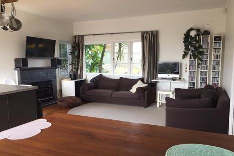 Photo of property in 1/163 Mokoia Road, Birkenhead, Auckland, 0626