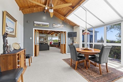 Photo of property in 50 Leslie Street, Waitara, 4320