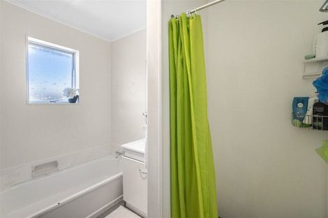 Photo of property in 321a Wellington Road, Wainuiomata, Lower Hutt, 5014