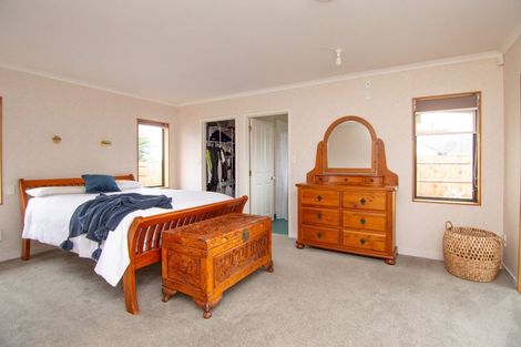Photo of property in 23 Cashmere Drive, Fitzherbert, Palmerston North, 4410