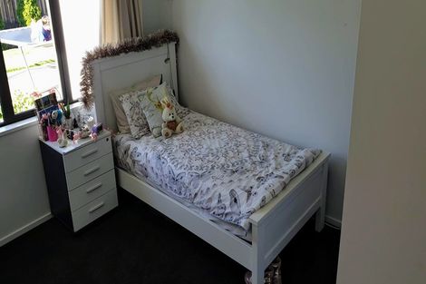 Photo of property in 11 Wedmore Close, Burwood, Christchurch, 8083