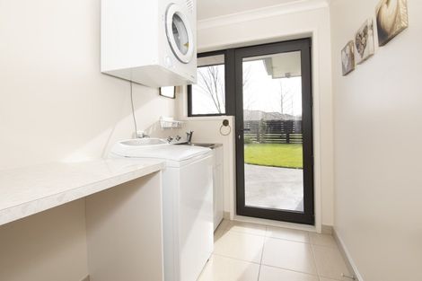 Photo of property in 11 Windsor Close, Springlands, Blenheim, 7201