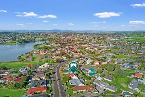 Photo of property in 14 Riverside Drive, Waiuku, 2123