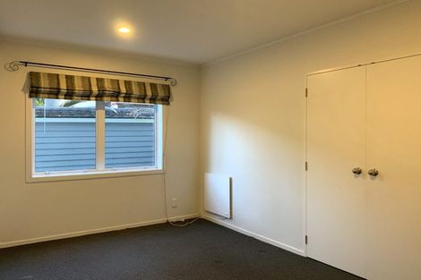 Photo of property in 123a Hobsonville Road, West Harbour, Auckland, 0618