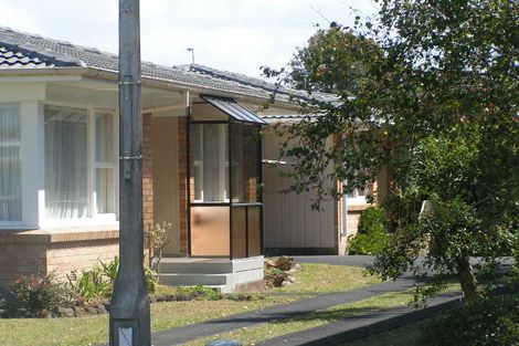 Photo of property in 1/7 Knightsbridge Drive, Forrest Hill, Auckland, 0620