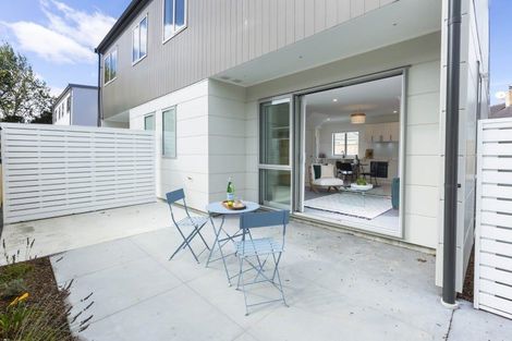 Photo of property in 44b Pine Avenue, Upper Hutt Central, Upper Hutt, 5018