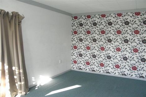 Photo of property in 12 Oteramika Road, Rockdale, Invercargill, 9812