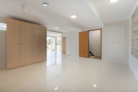 Photo of property in 34 Regency Place, Sunnynook, Auckland, 0632
