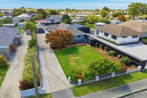 Photo of property in 77 Neill Street, Hornby, Christchurch, 8042